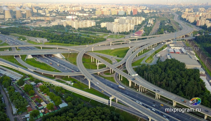 В Москве появилась первая платная дорога