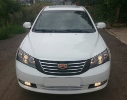 GEELY / EMGRAND EC7 / 080 - ATHENS WHITE 2
