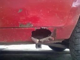 Как выполнить ремонт пробоин в кузове автомобиля самостоятельно