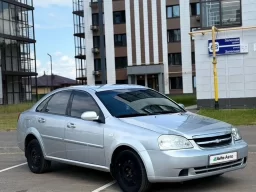 XUUNF197J80044722 XUUNF197J80044722